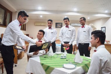 Food & Beverage Service